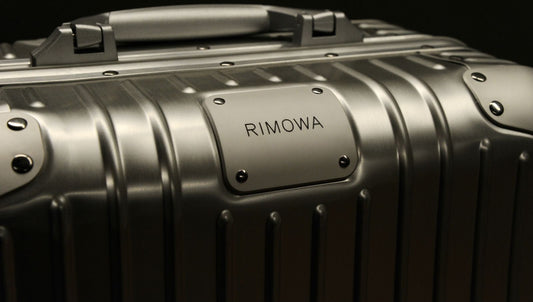 Rimowa 왜 이 비싼 여행 가방이 과시할만한 가치가 있을까요?